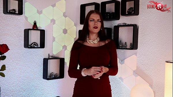 Bondage und Fesseln mittels eines Bondagetapes, im zweiten Teil des Videos erfährst Du mehr zu dem Thema.