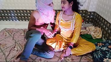 Indian Wife Hot Sex in Yellow Dress & Maroon Top – Real Couple